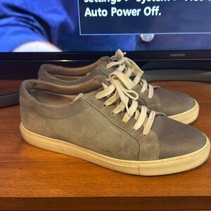 Men’s Brunello Cucinelli sneakers. Khaki green. Size 42.